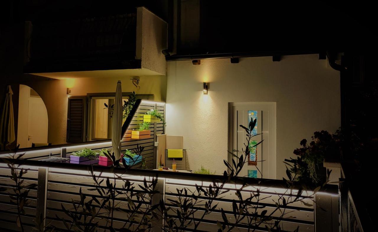 Apartments Sarc ロヴィニ エクステリア 写真