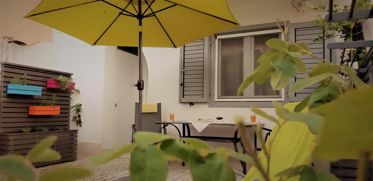 Apartments Sarc ロヴィニ エクステリア 写真