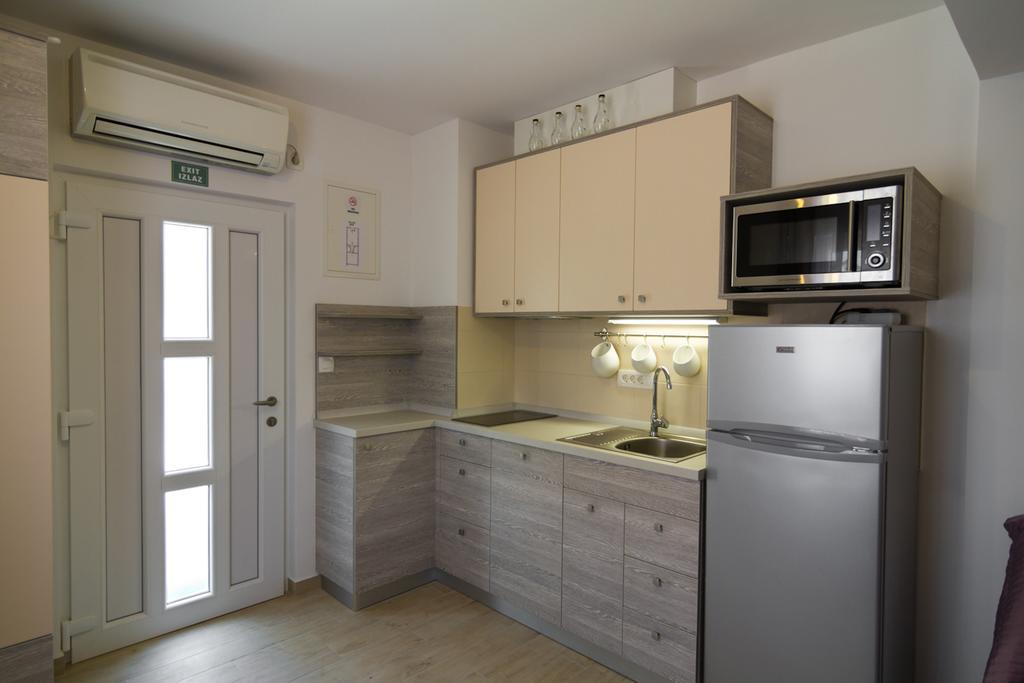 Apartments Sarc ロヴィニ 部屋 写真